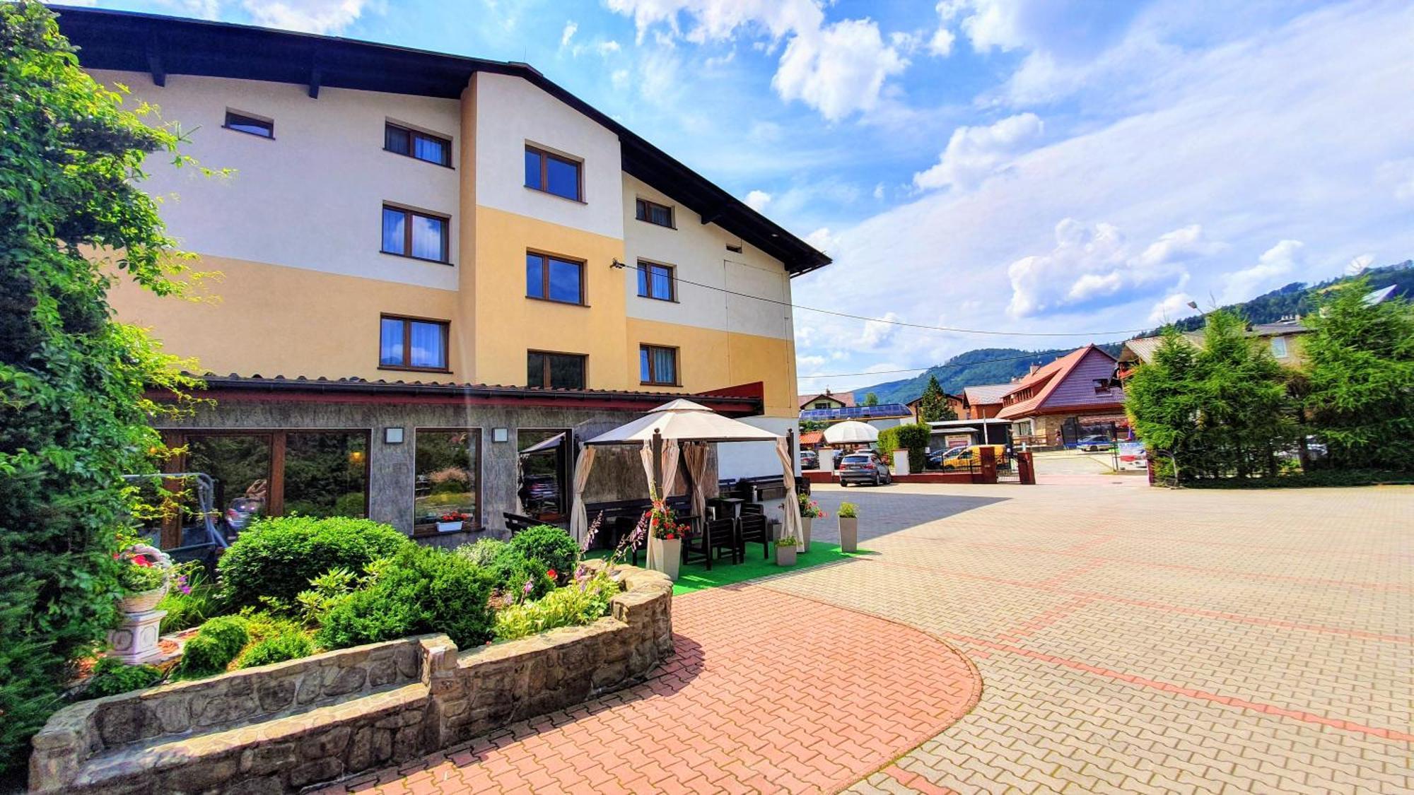 Hotel Gosciniec Pod Skrzycznem à Szczyrk Extérieur photo